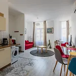 Apartament Corvin - Uelloi Serviced