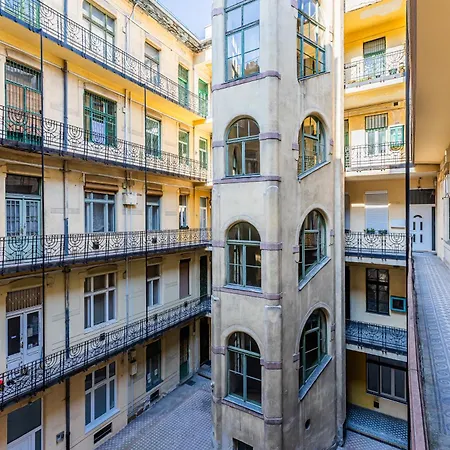 Corvin - Uelloi Serviced Apartament *