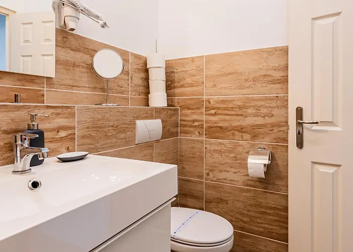 Apartament Corvin - Uelloi Serviced Budapeszt