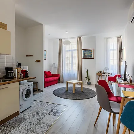 דירה Corvin - Uelloi Serviced