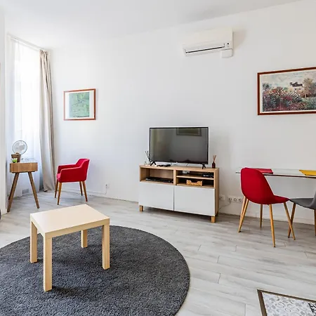 Apartmán Corvin - Uelloi Serviced
