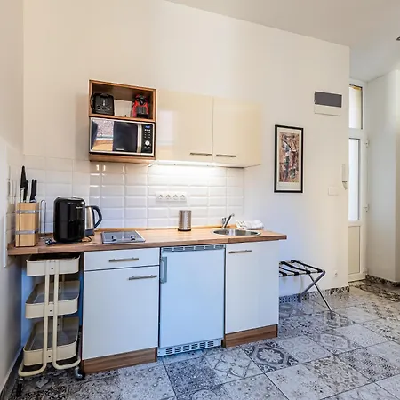 Corvin - Uelloi Serviced Apartmán Budapešť