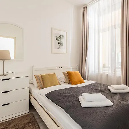 Corvin - Uelloi Serviced Apartmán Budapešť