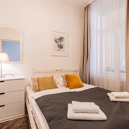 Apartmán Corvin - Uelloi Serviced