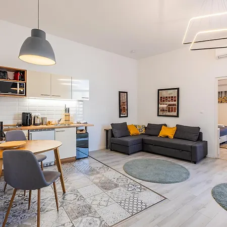 דירה Corvin - Uelloi Serviced בודפשט