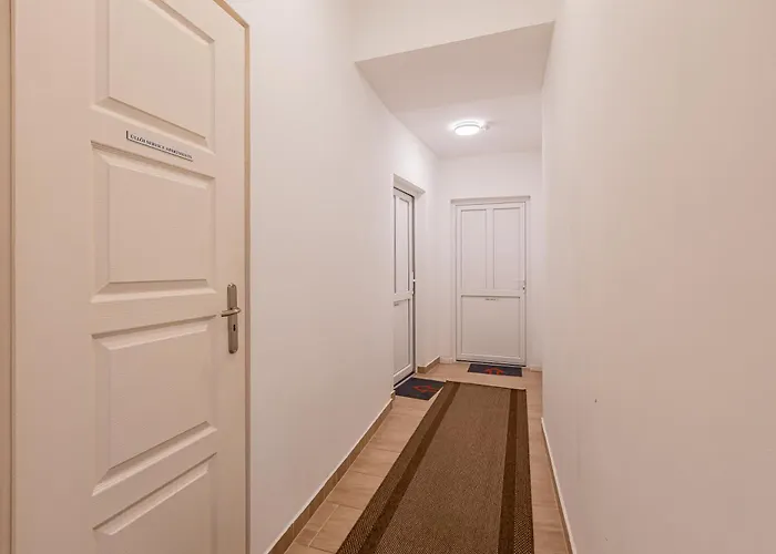 Corvin - Uelloi Serviced * Budapešť