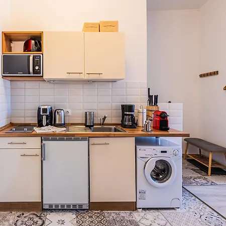 Corvin - Uelloi Serviced Apartment *