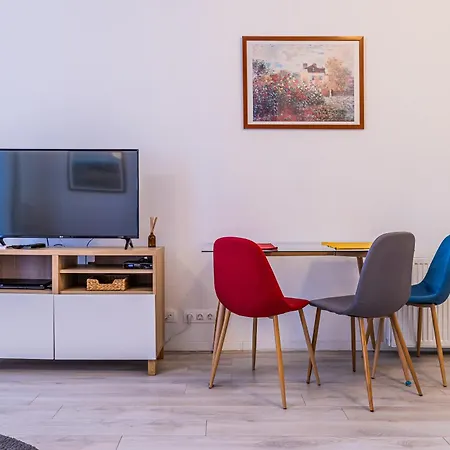 Corvin - Uelloi Serviced Apartment