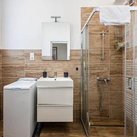 Corvin - Uelloi Serviced Apartment