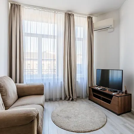 Corvin - Uelloi Serviced *