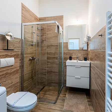 Apartment Corvin - Uelloi Serviced