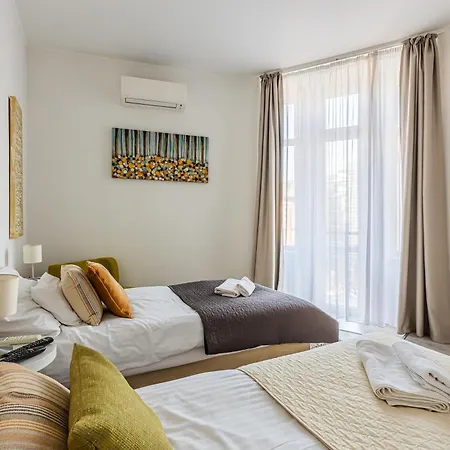 Apartment Corvin - Uelloi Serviced *