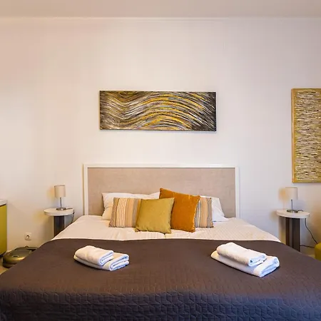 Apartment Corvin - Uelloi Serviced *