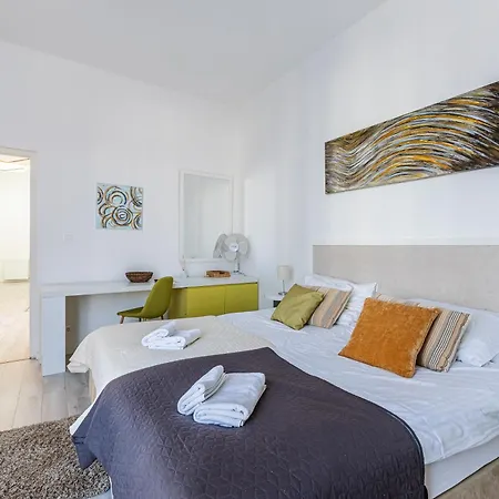 Corvin - Uelloi Serviced Budapest