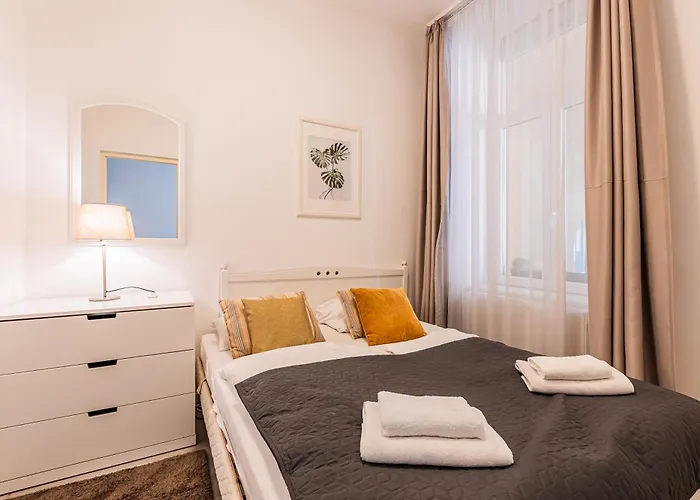 Apartment Corvin - Uelloi Serviced