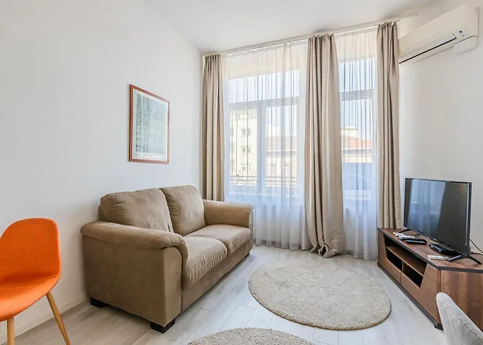 Apartment Corvin - Uelloi Serviced Budapest